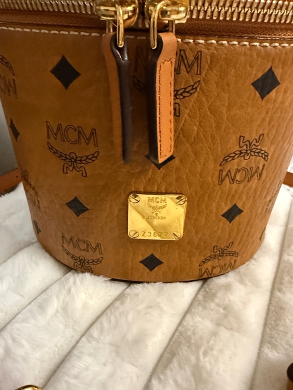 MCM Cognac Visetos Round Top Handle Mini Bag with Gold Hardware🔥🔥 - Picture 2 of 7